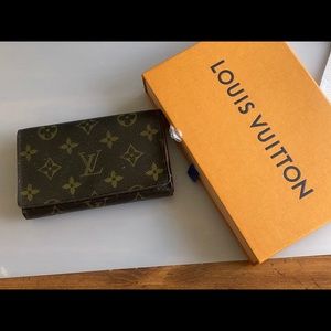 Porte-Monnaie Billets Tresor Wallet in Monogram